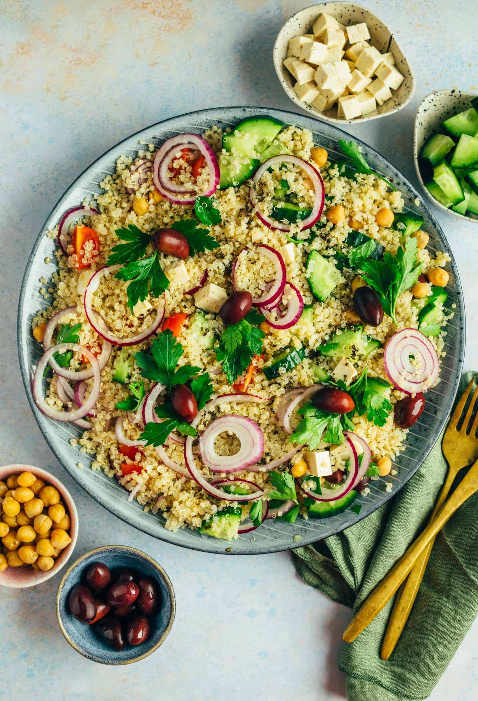 Griechischer Salat Mit Quinoa Vegan Glutenfrei Vegane Vibes