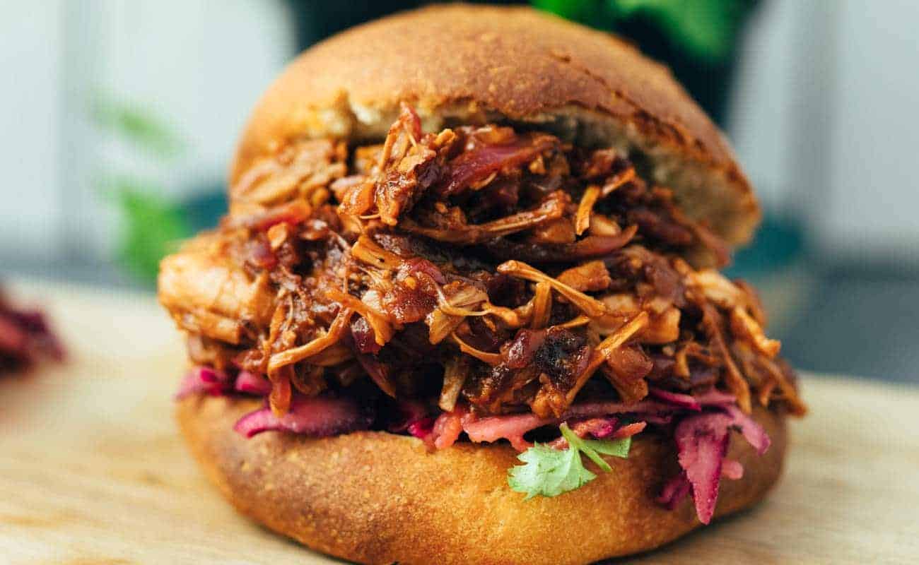 Einfacher Jackfruit Burger Mit Cole Slaw Vegane Vibes