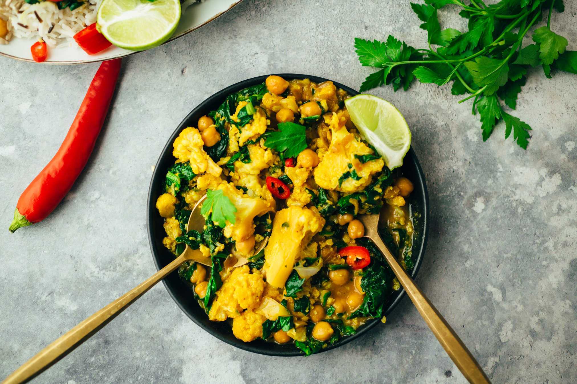 Veganes Einfaches Blumenkohl Curry Mit Spinat (30 Minuten)