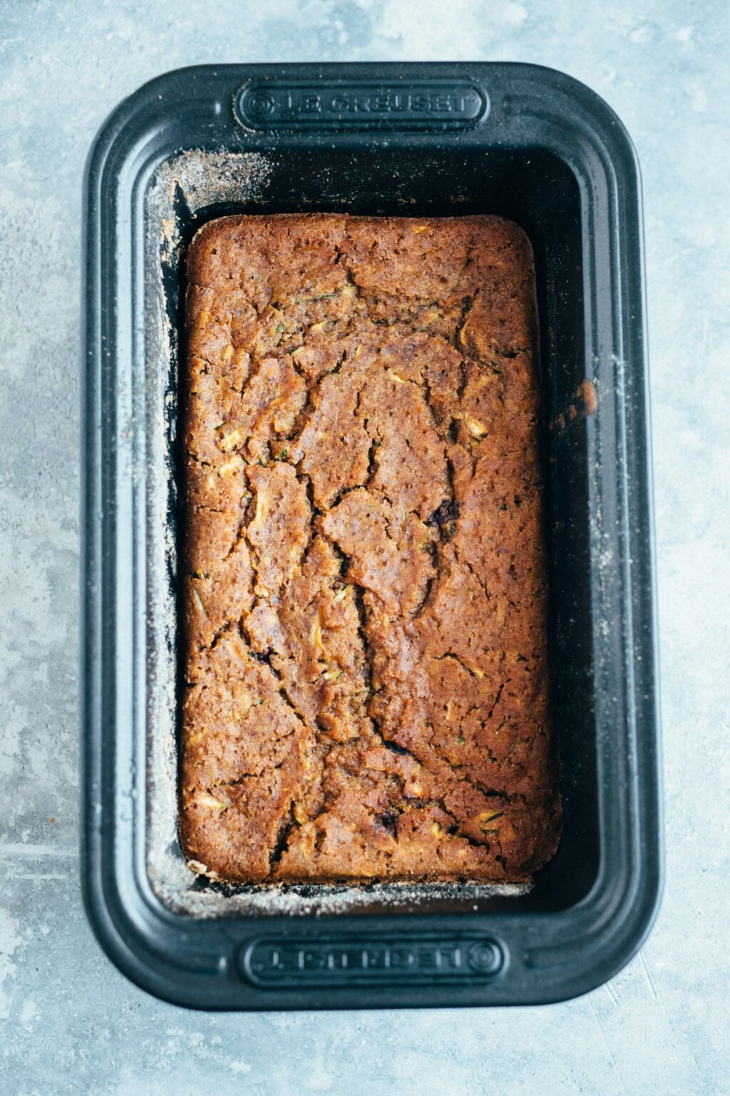 Saftiger veganer Zucchinikuchen — VEGANE VIBES