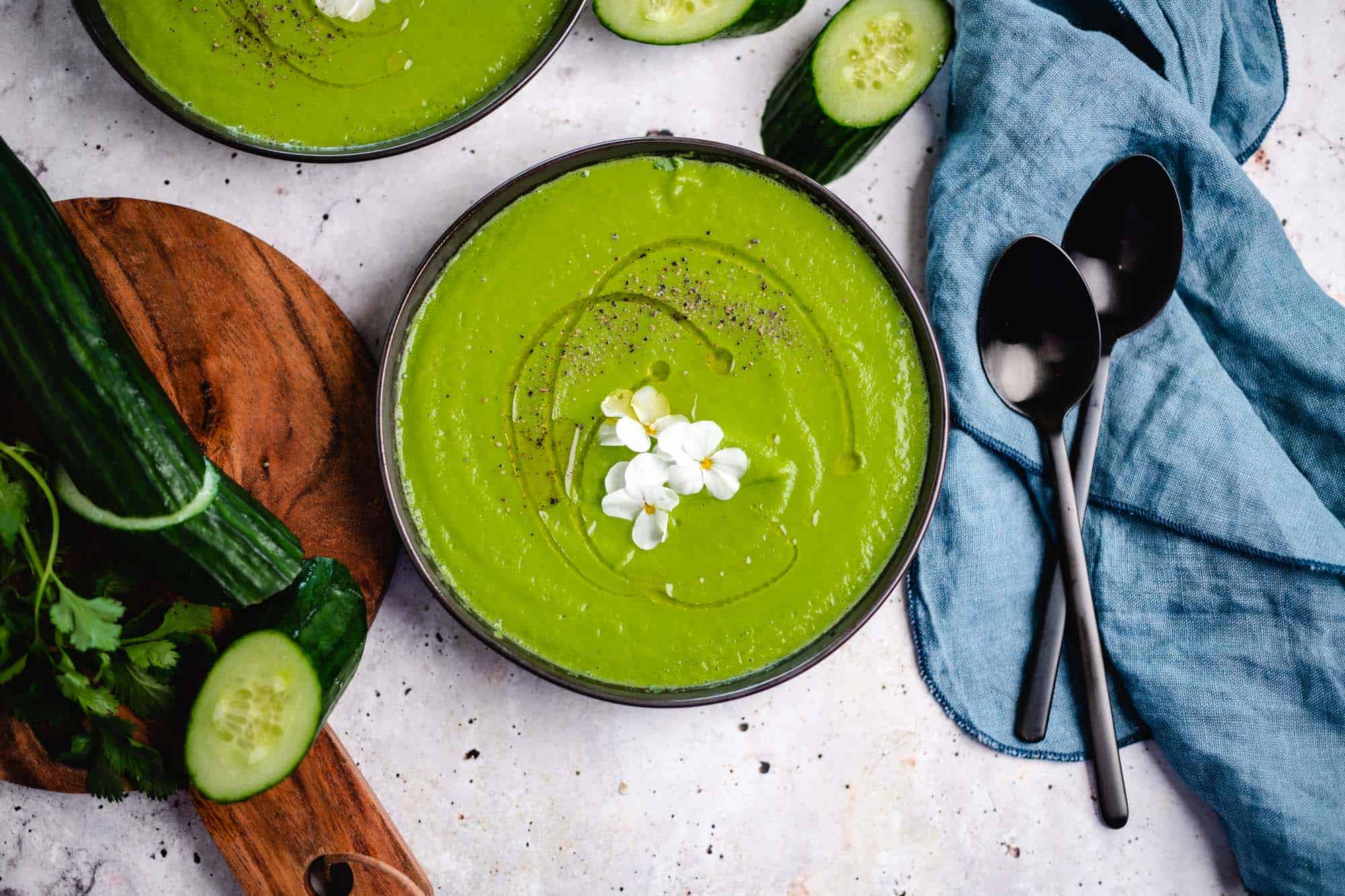 Veganes Gurken Gazpacho — VEGANE VIBES