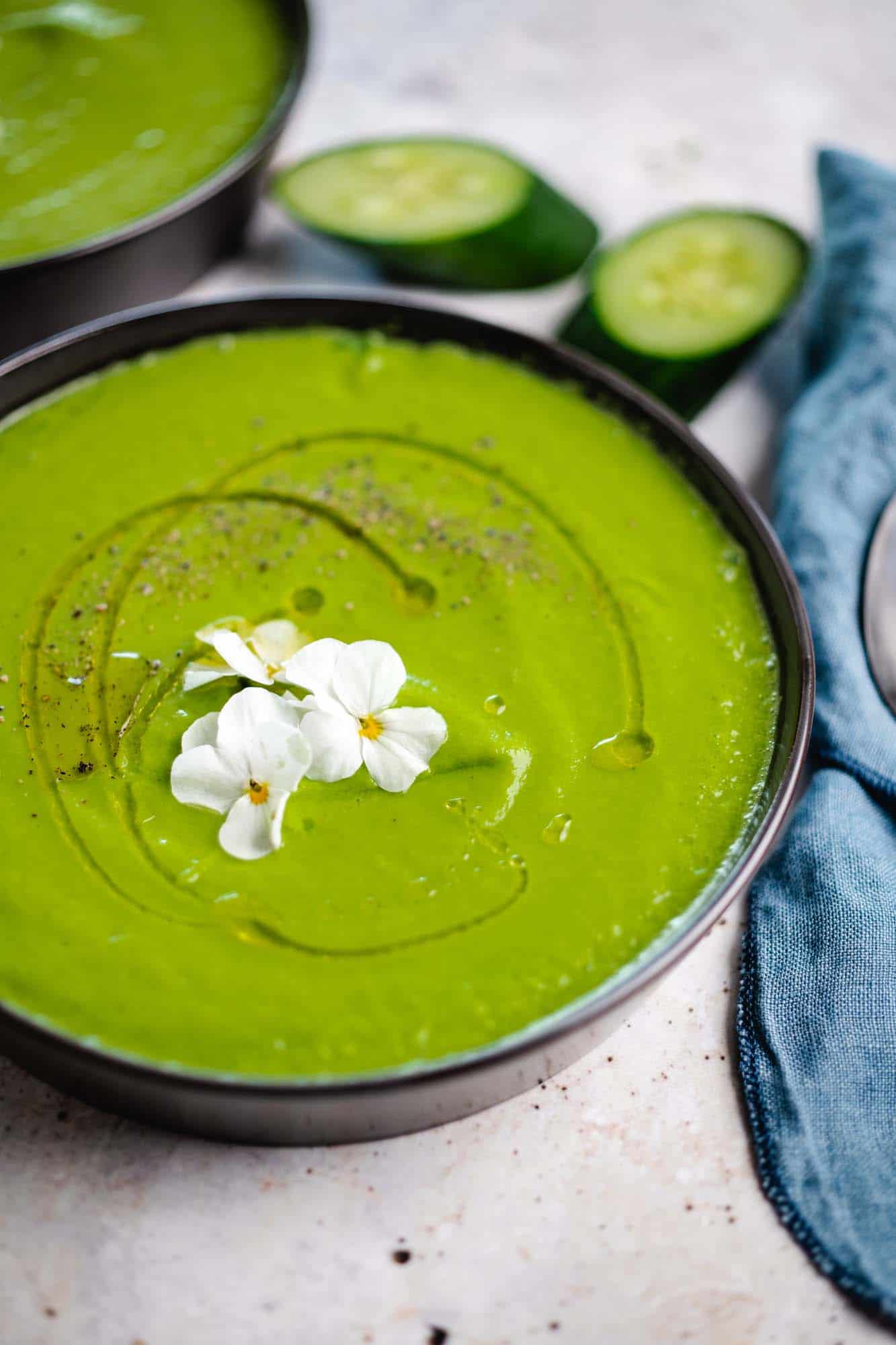 Veganes Gurken Gazpacho — VEGANE VIBES